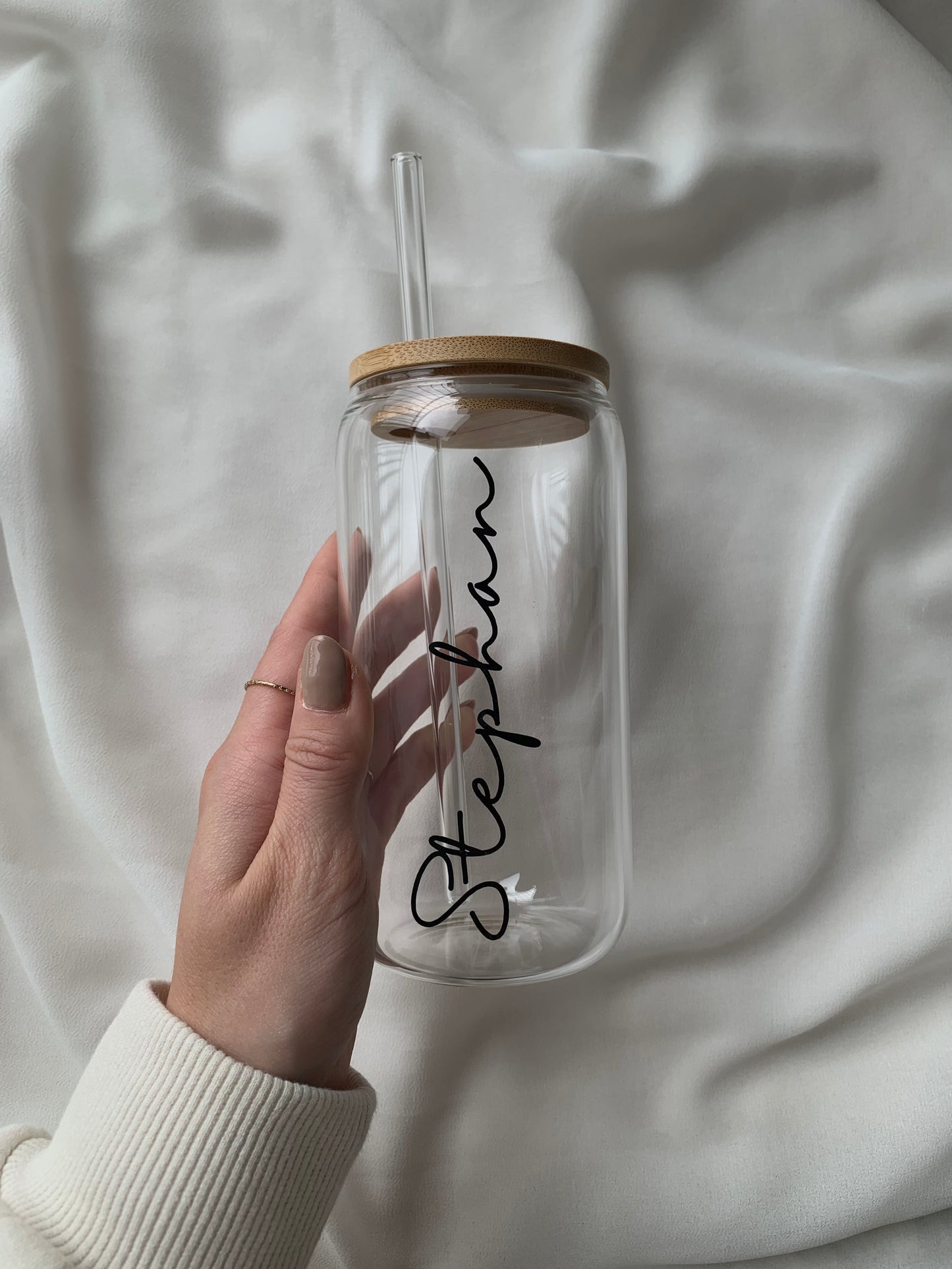 Glas "Name"