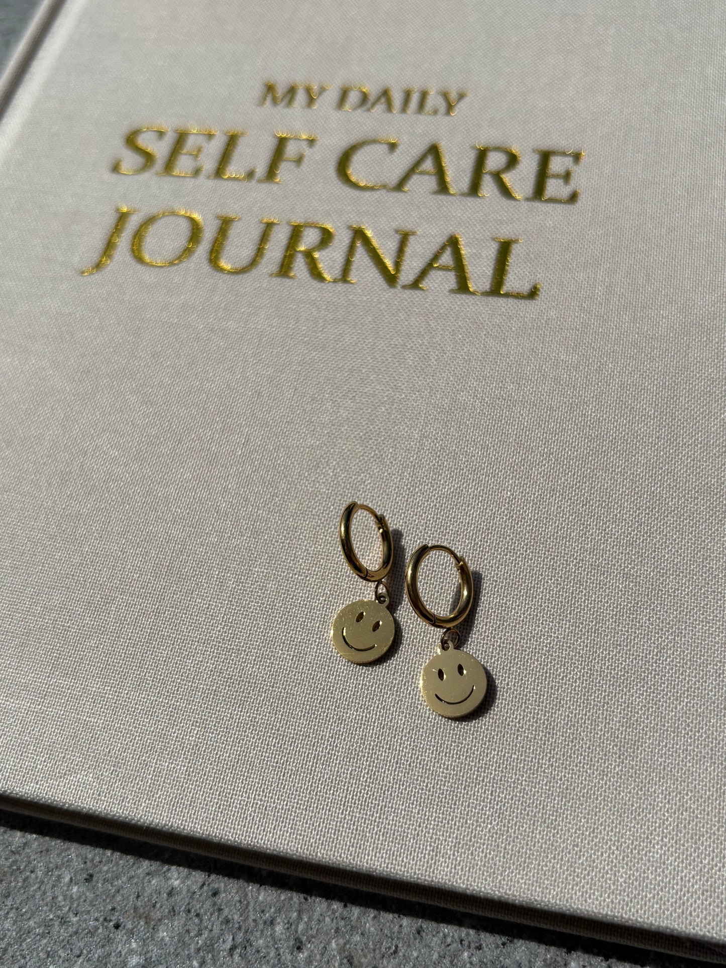 Smiley Ohrringe, gold