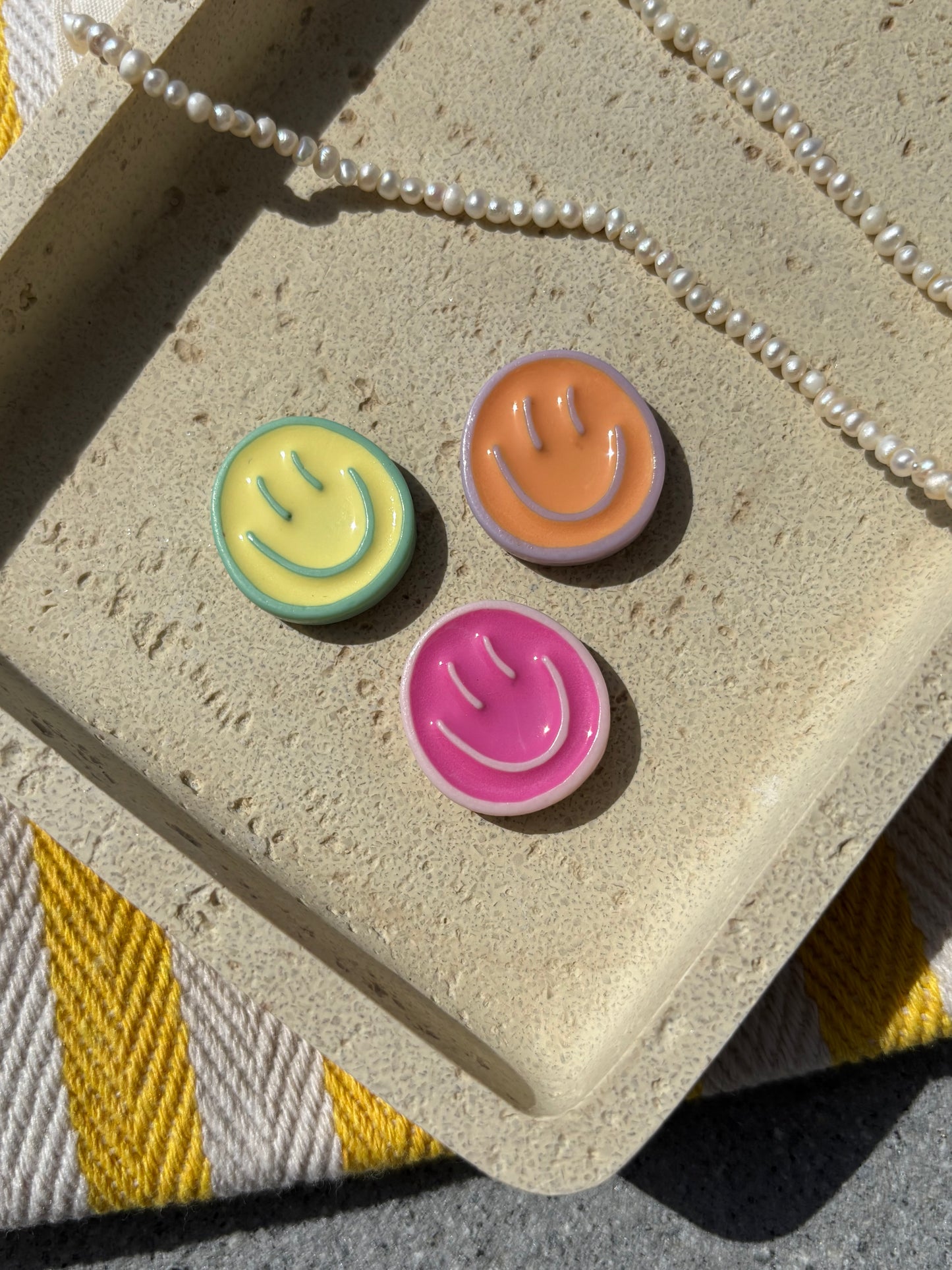 Smiley Magnet