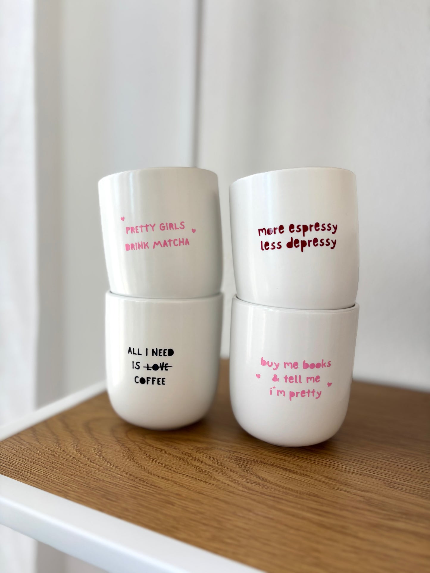 Tasse „buy me books & tell me i‘m pretty“