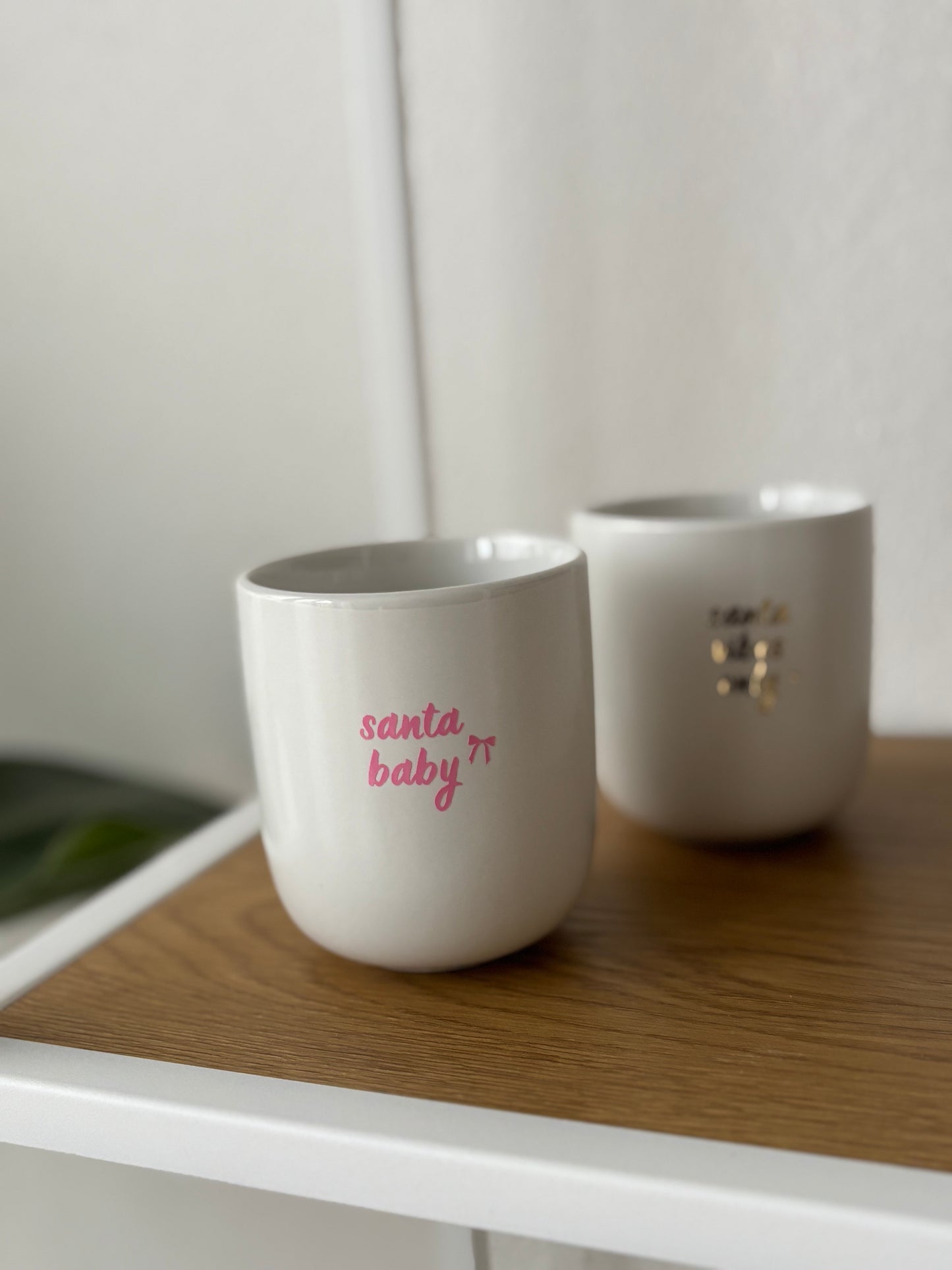 Tasse „santa vibes only“