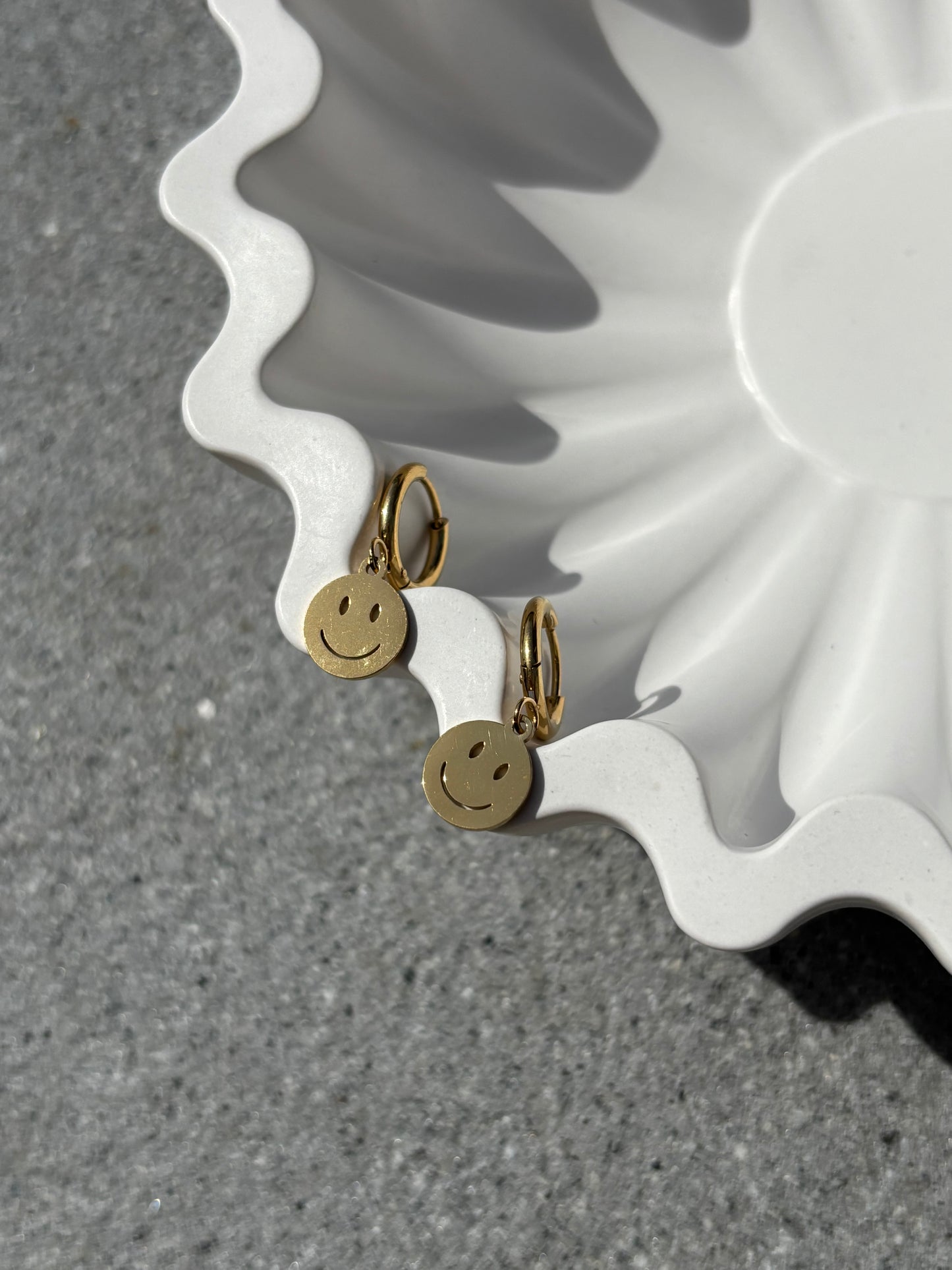 Smiley Ohrringe, gold